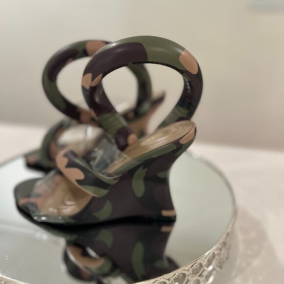 Azalea Wang Minoru Puff Wedge Sandal In Camo sz 8.5 - Picture 3 of 5